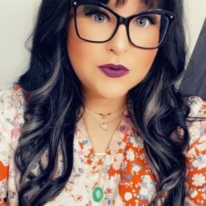 Meet your Posher, Coralee